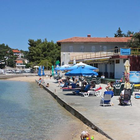 Apartments And Rooms With Parking Space Palit, Rab - 5061 Екстериор снимка