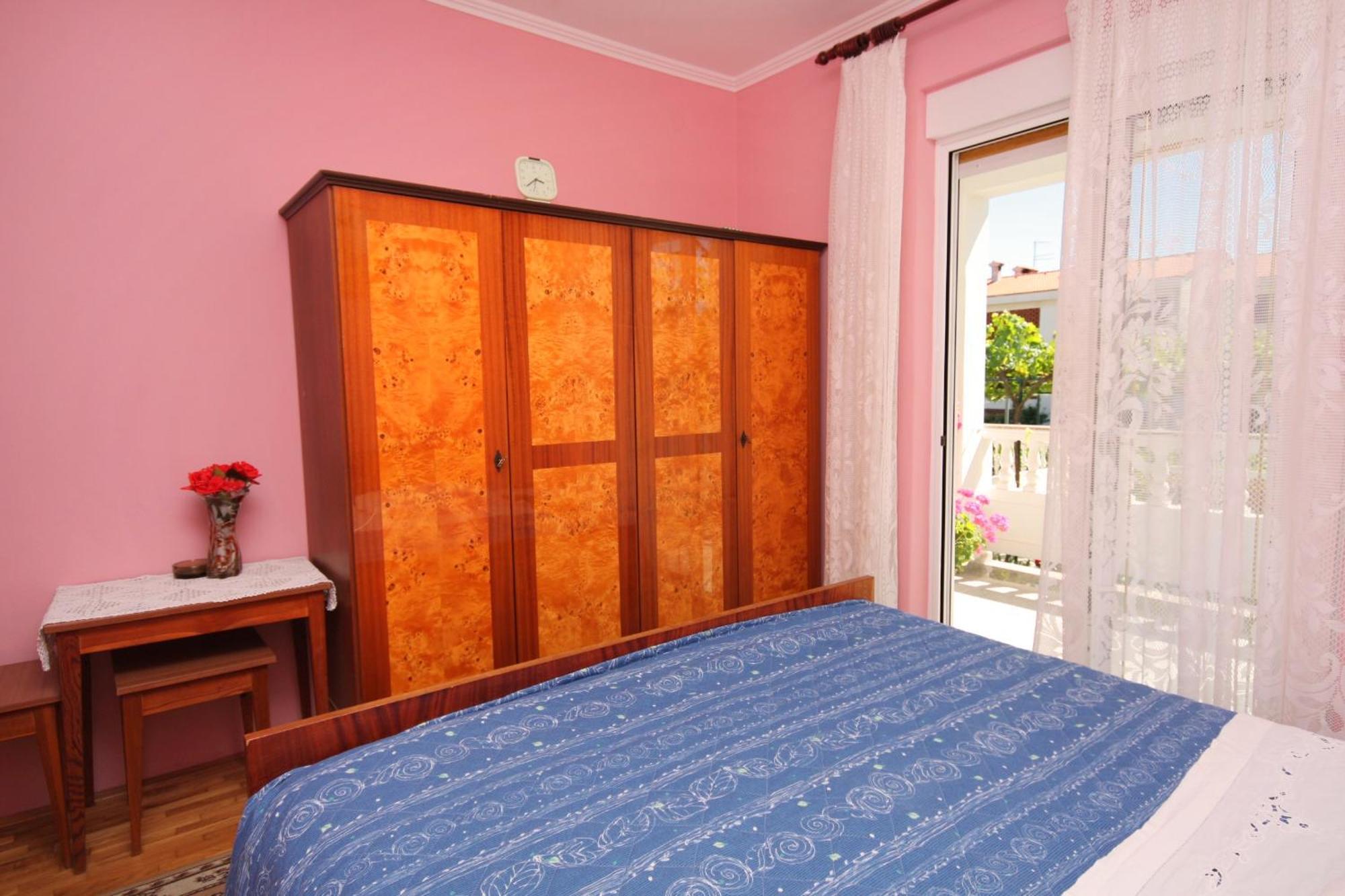 Apartments And Rooms With Parking Space Palit, Rab - 5061 Стая снимка